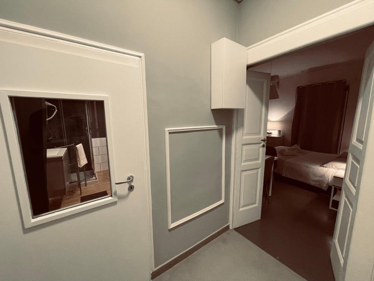Palazzo Berardi Bed & Breakfast Таранто Екстериор снимка
