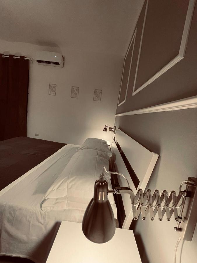 Palazzo Berardi Bed & Breakfast Таранто Екстериор снимка