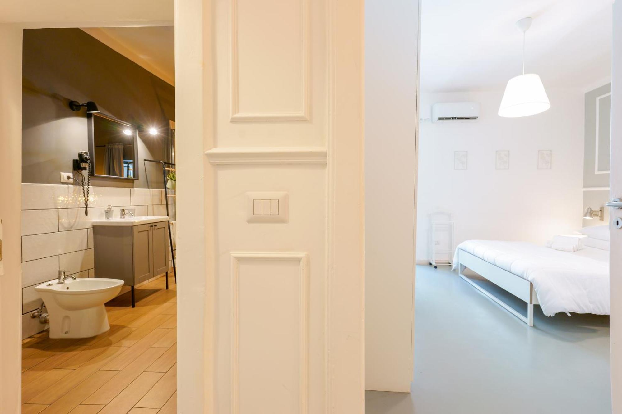 Palazzo Berardi Bed & Breakfast Таранто Екстериор снимка